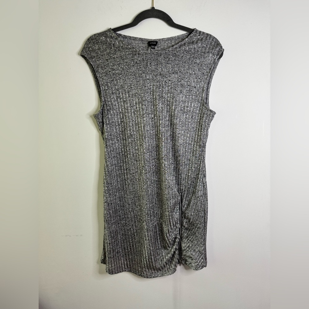 T-Shirt KINA. Size:XL